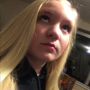 Meet your Posher, Josiphene